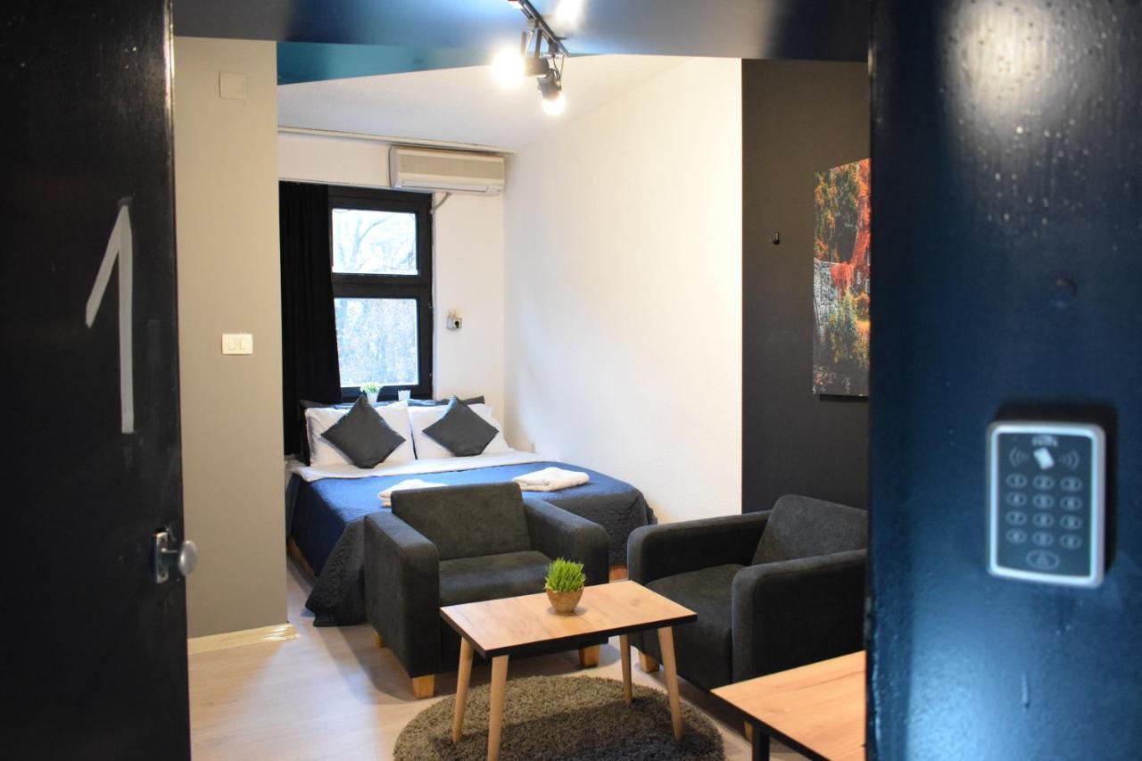M - Square Private Rooms Scopia Exterior foto