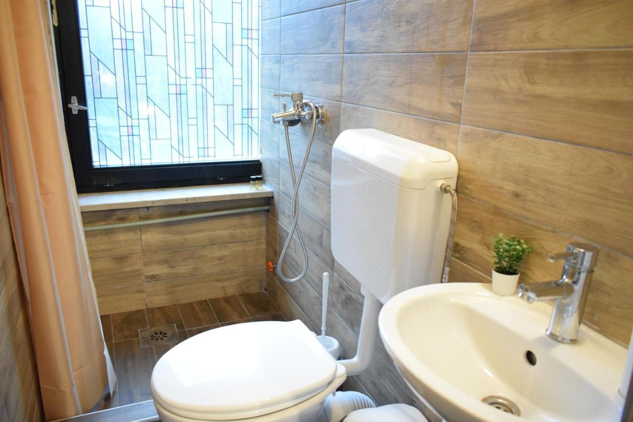M - Square Private Rooms Scopia Exterior foto