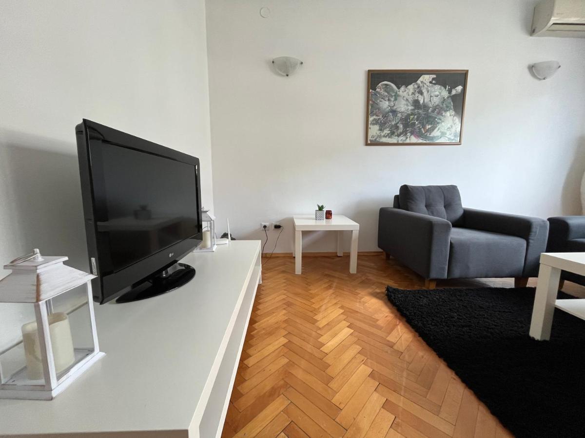 M - Square Private Rooms Scopia Exterior foto